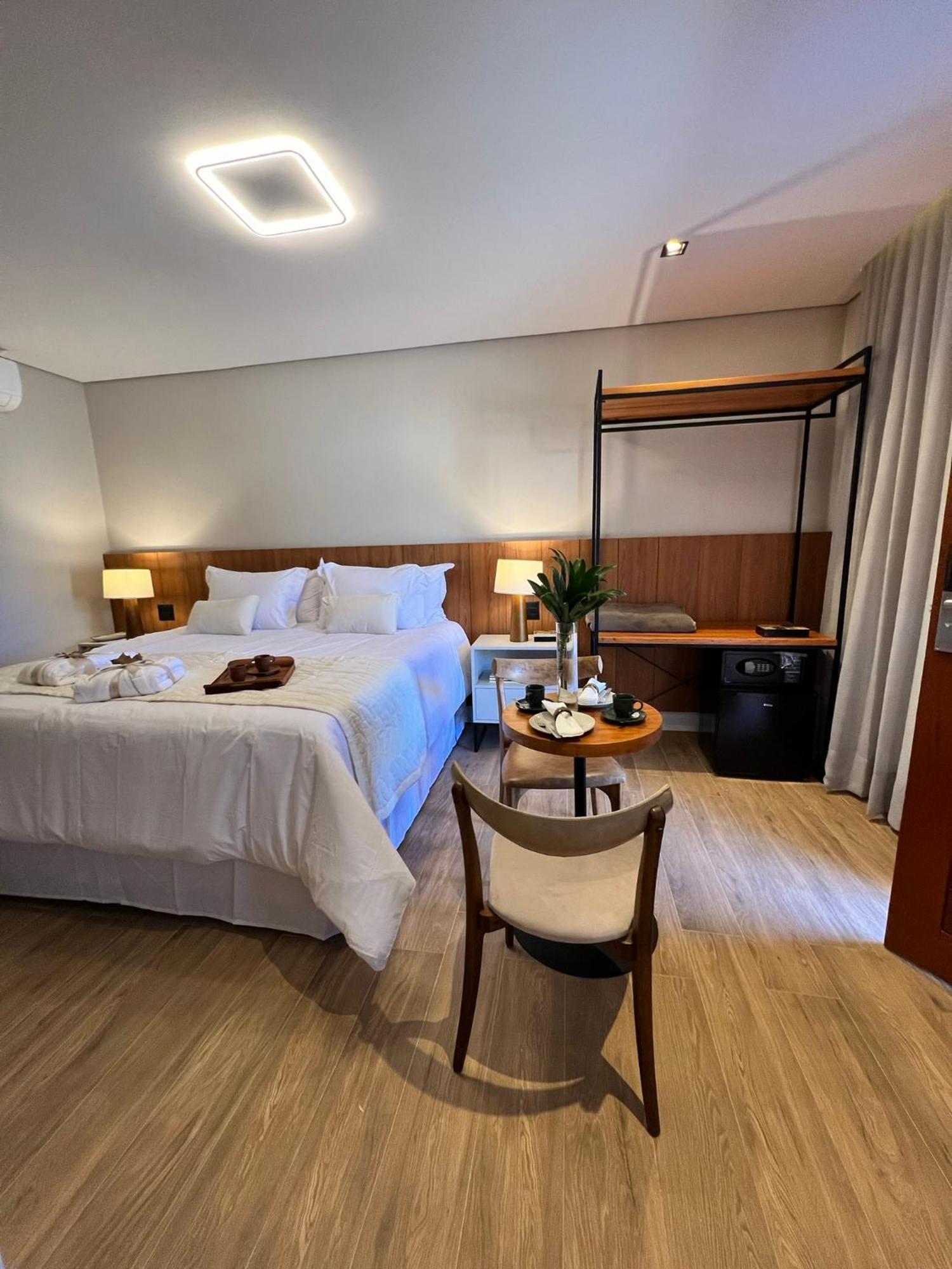 Hotel Maple Monte *